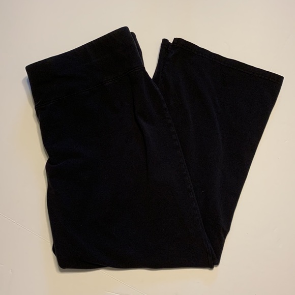 Livi Active Women’s Plus Size Pants - Picture 5 of 5